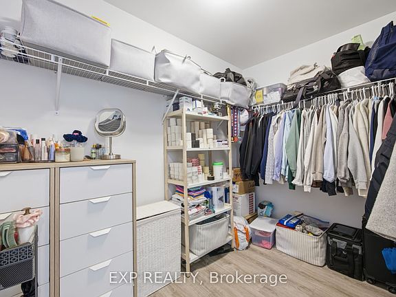 3rd image of 25 Neighbourhood Ln #404