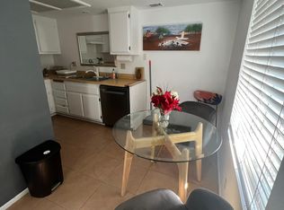 370 Hamilton St, Costa Mesa, CA 92627