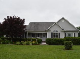 411 Fulton Ave, Mount Airy, NC 27030