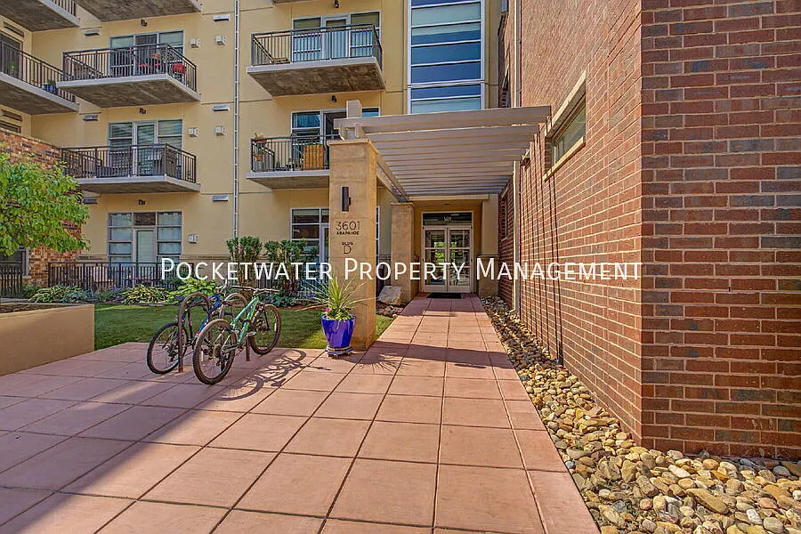 3601 Arapahoe Ave #326