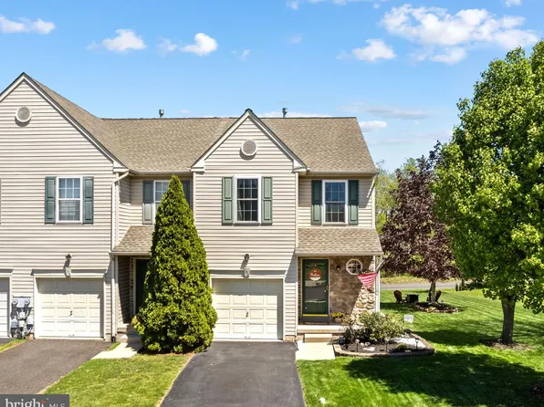 106 Bramble Ln, Perkasie, PA 18944