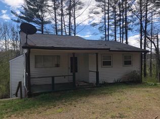 65 Pilgrim Ln, Murphy, NC 28906