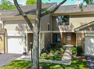 1309 Downs Pkwy, Libertyville, IL 60048