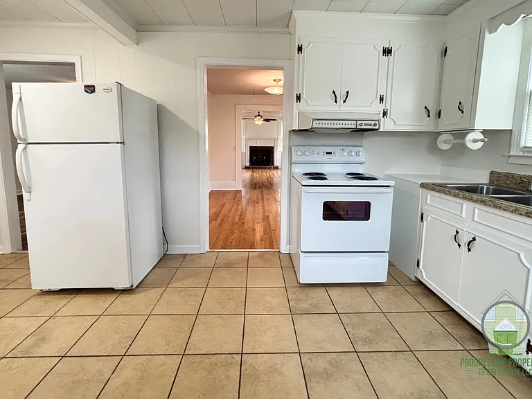 106 Princeton Ave — Photo 5