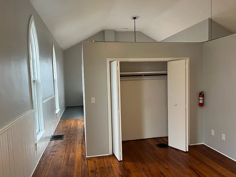 511 Front St #2 — Photo 12