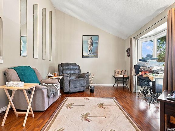 4th image of 163 HEGGIE COURT