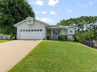 1802 Old Cape Rd, Jackson, MO 63755