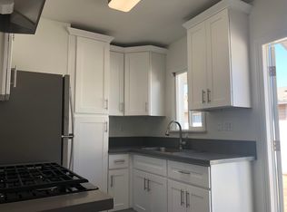 126 7th St, Huntington Beach, CA 92648