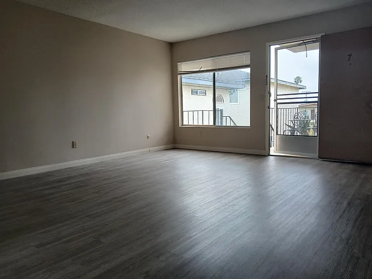 1468 Missouri St #7 — Photo 2