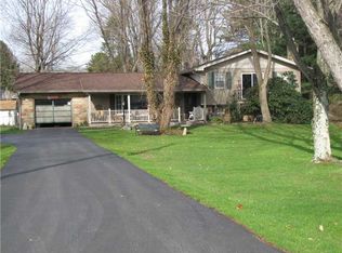 4 Redwood Dr, Greenville, PA