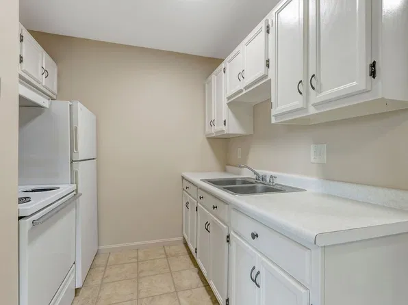 Liberty Trace Apartments, 3940 Banks Rd #3936-3, Cincinnati, OH 45245