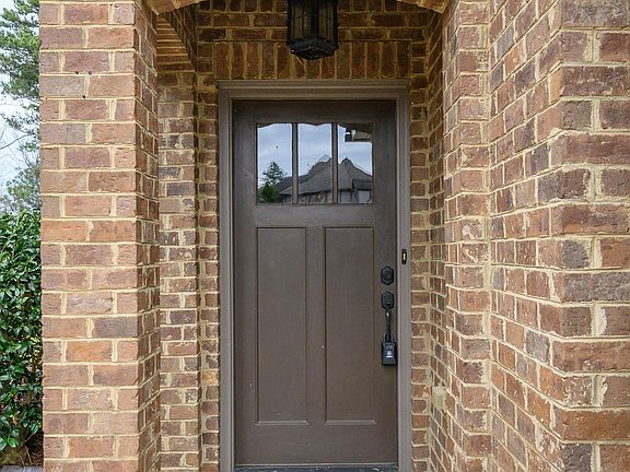 4th image of 4028 Eagle Ridge Ct