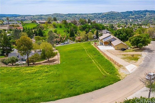 2nd image of 0 Pino Way