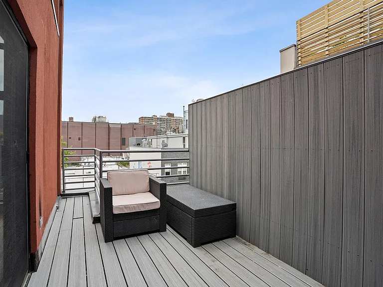 63 Stagg St #4B — Photo 6