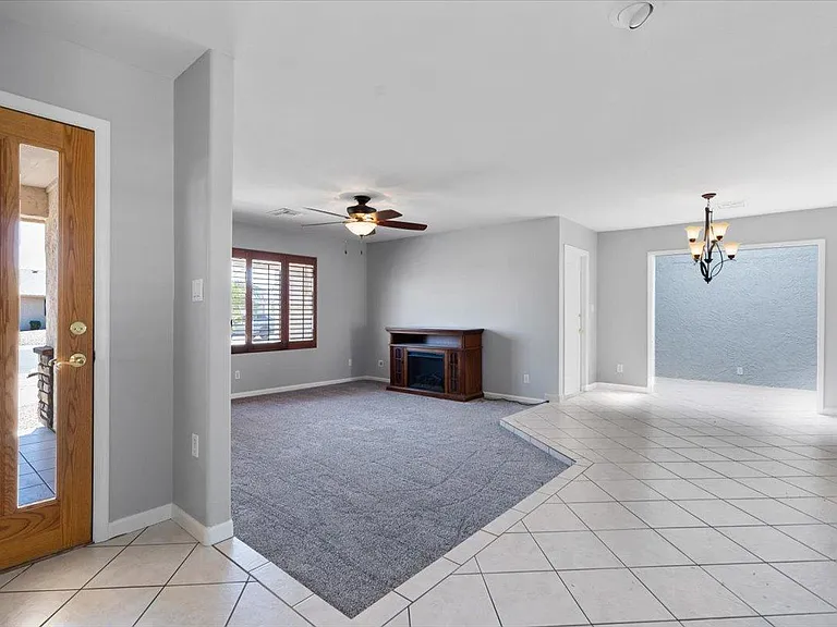 8678 E Roosevelt Cir — Photo 9