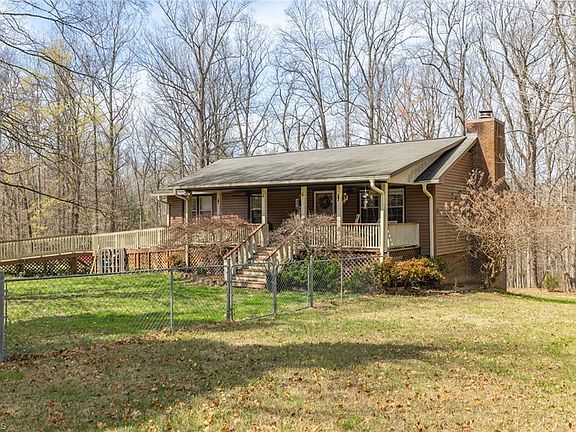 4th image of 191 Caudle Ln
