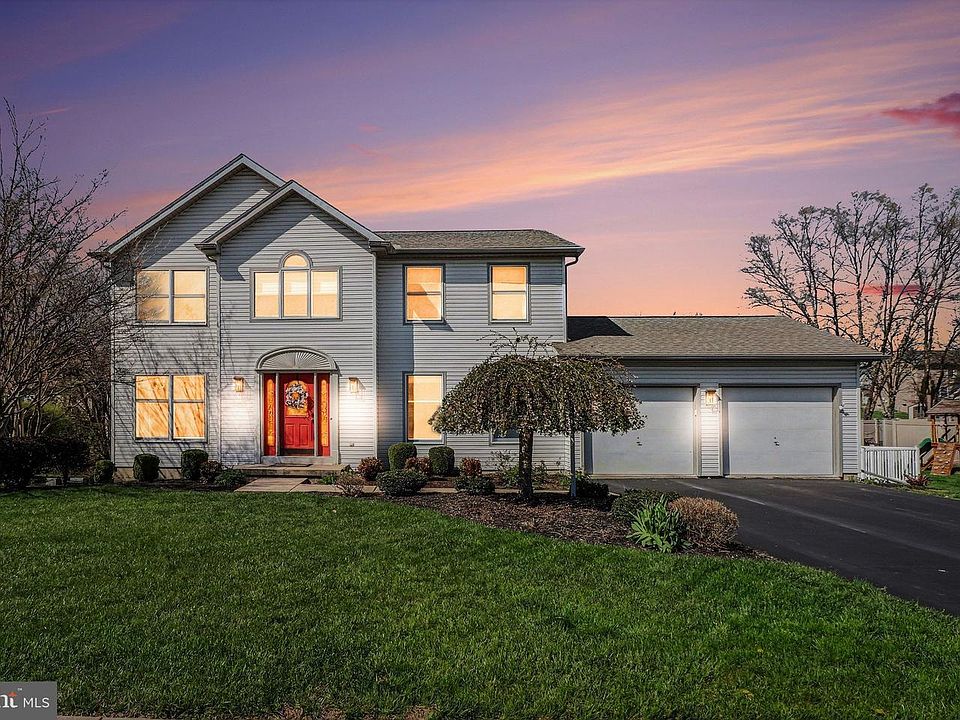 1st image of 6126 Chatham Ct