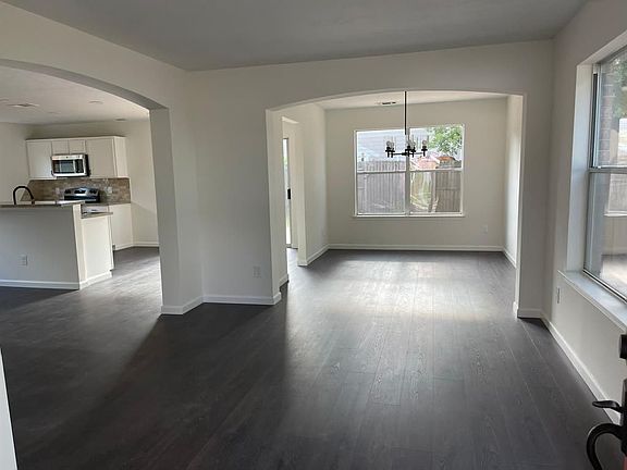 4th image of 19431 Garden Pool Ln