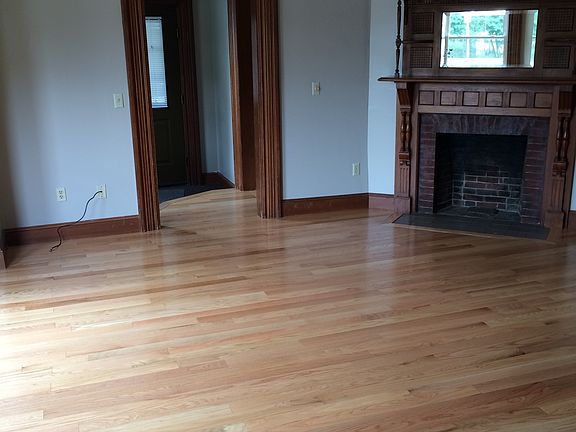 4th image of 89 Center St APT 1