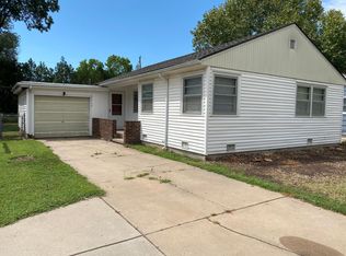 2419 E Reva St, Wichita, KS 67211