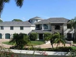 130 Caribbean Rd, Naples, FL 34108