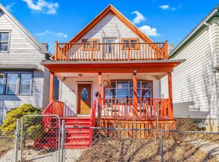 2123 South 14th STREET, Milwaukee, WI 53215