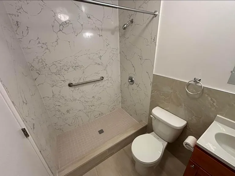 4640 Balboa St #7 — Photo 6