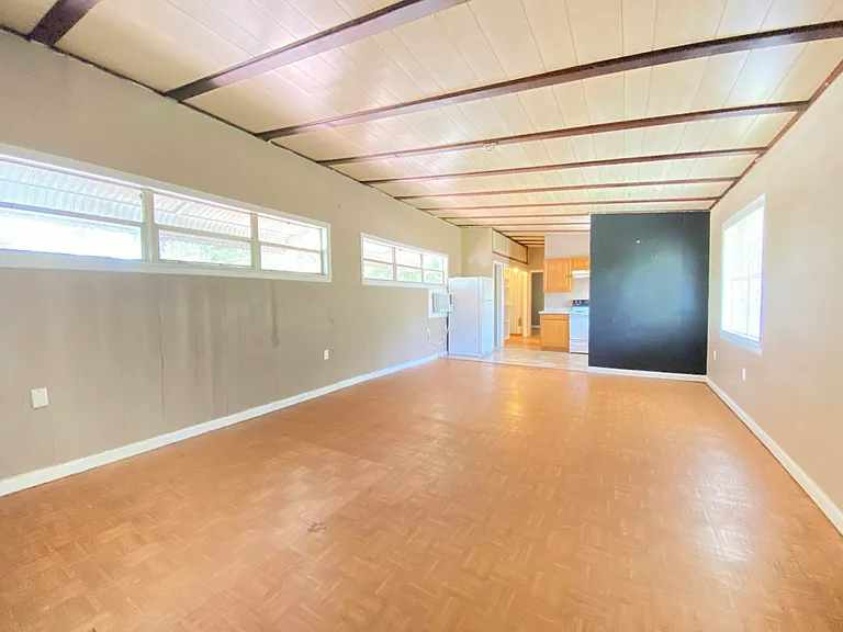1008 Meadows Ave #C — Photo 9