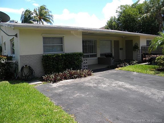 2nd image of 1540 SW 21st St #1