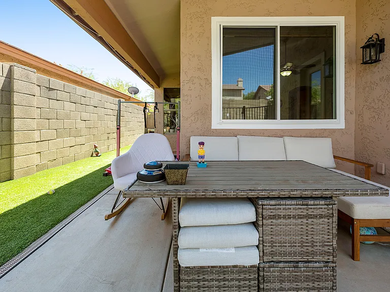 4704 E Weaver Rd — Photo 39