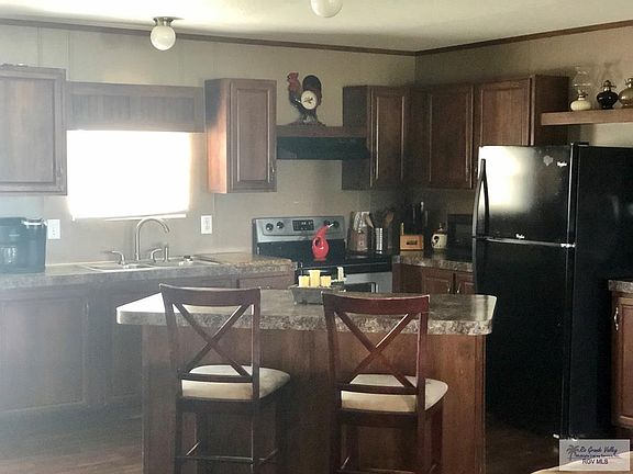 5th image of 30952 Aralia Ct #23