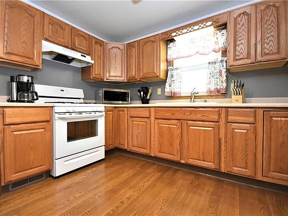 5th image of 333 Knox Ave