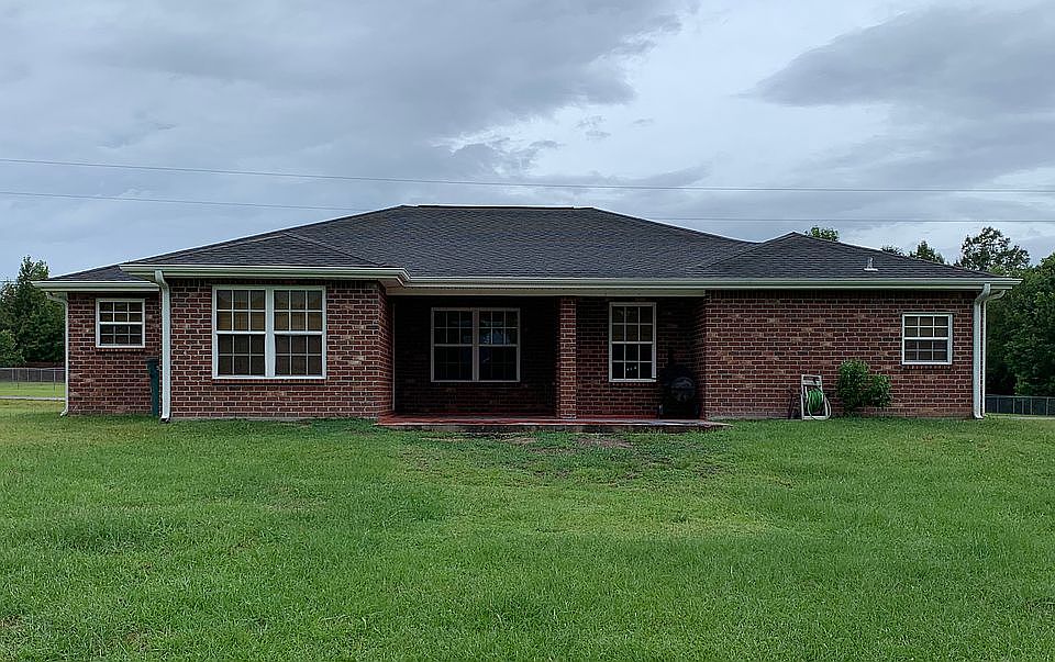 1st image of 203 Sugar Ln