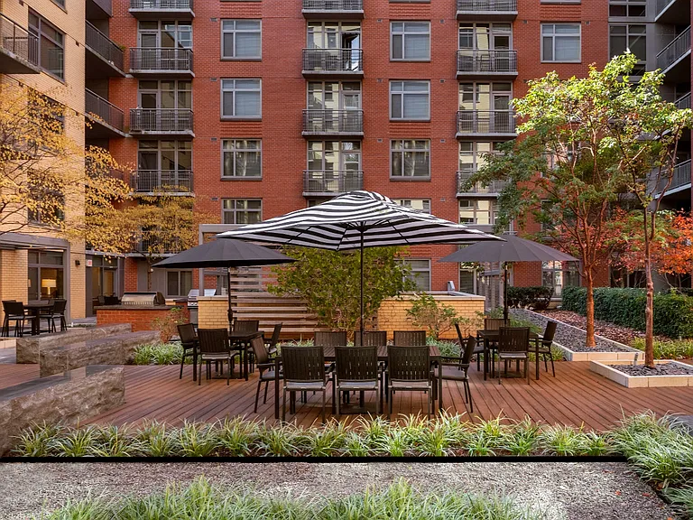 Flats 130 at Constitution Square — Photo 54