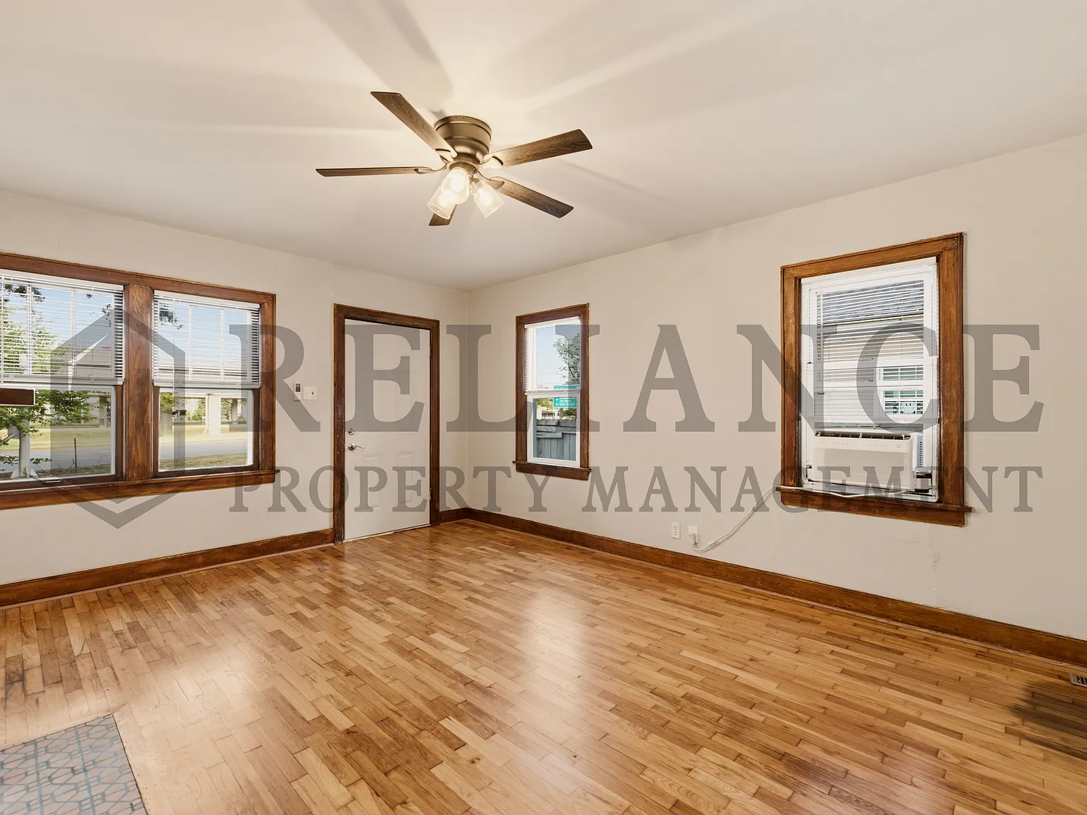 224 1/2 North Minnesota Avenue - 1 — Photo 4