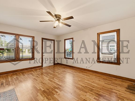 4th image of 224 1/2 N Minnesota Ave
