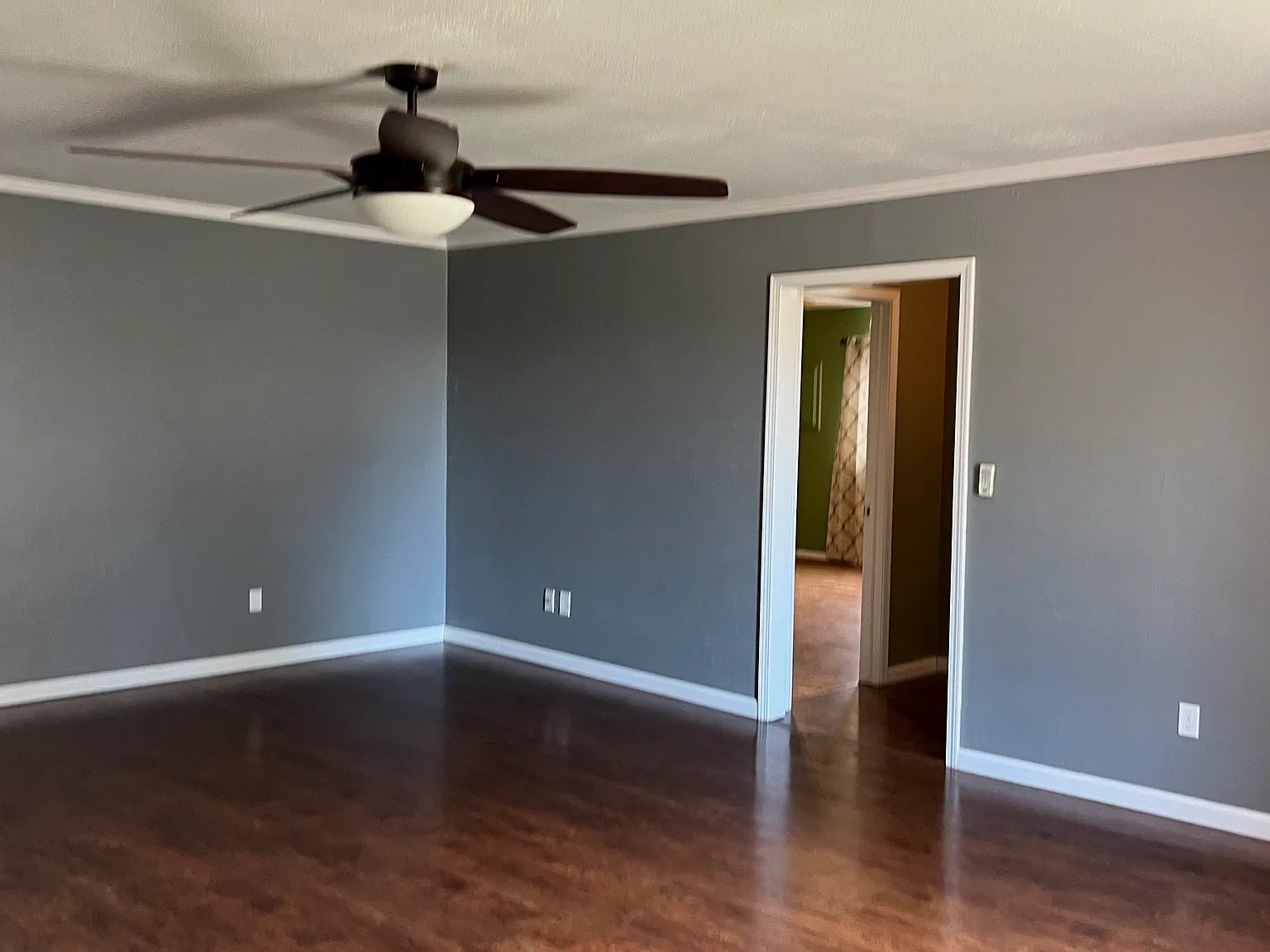 2 bed, 1350 sqft, $1,295 — Photo 2