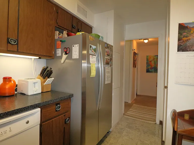 6033 N Sheridan Rd #24M — Photo 10