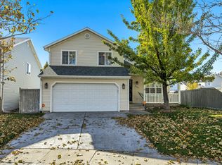 4122 E Smith Ranch Rd, Eagle Mountain, UT 84005