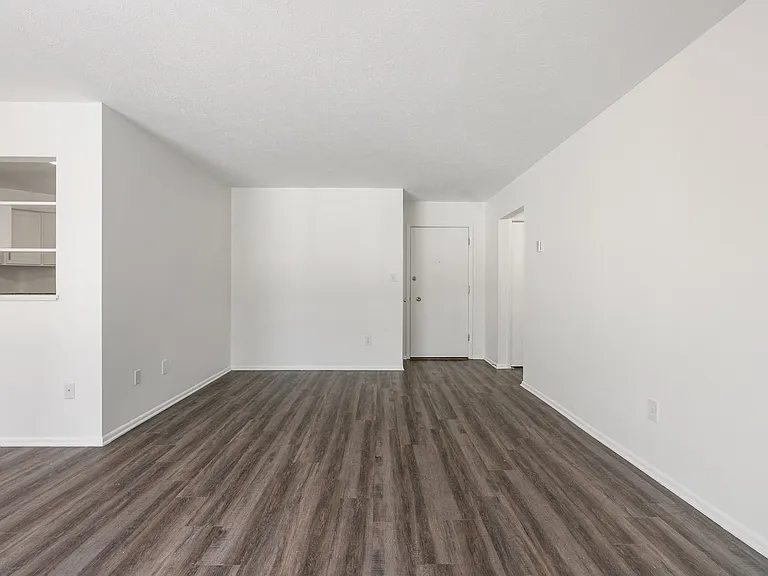 Wynwood Apartments — Photo 20
