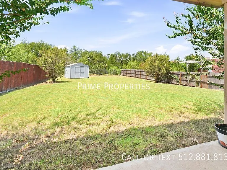 12004 Gaelic Dr — Photo 23