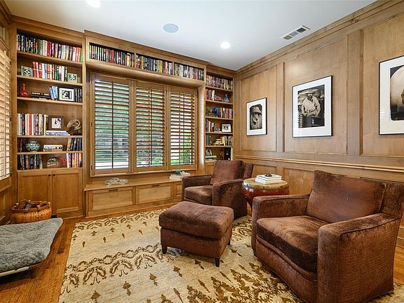 3rd image of 63 Abbey Woods Ln