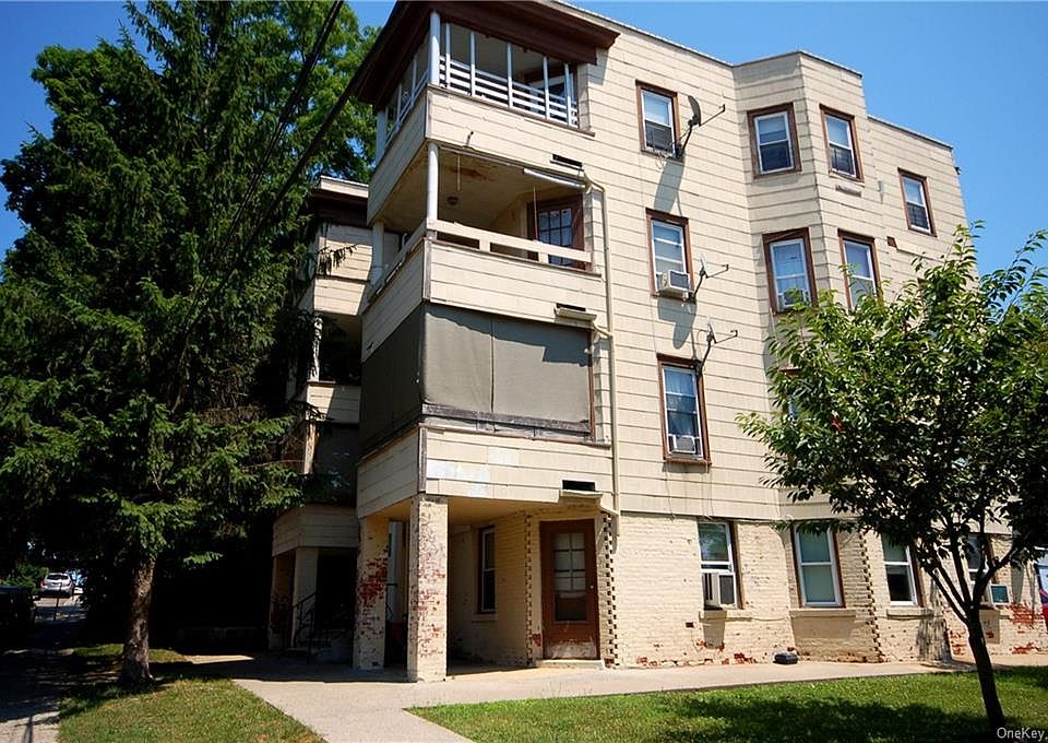 1st image of 413-415 Tompkins Ave