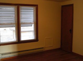 306 1/2 E 19th St, Bloomington, IN 47408
