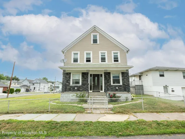 1724 Bulwer St, Scranton, PA 18504