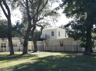223 Grandview Ave, Valparaiso, FL 32580