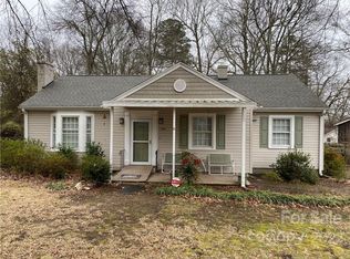 709 W Oak St, Shelby, NC 28150