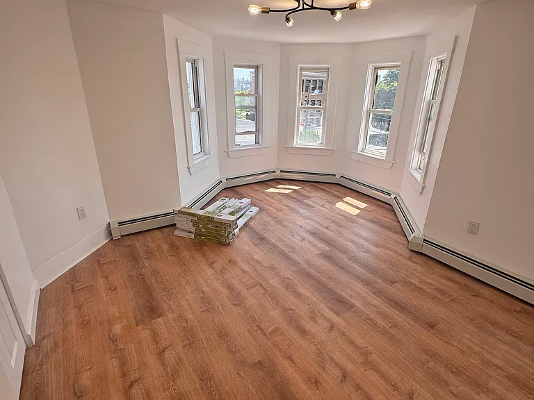 23-25 Bowdoin St #3 — Photo 9