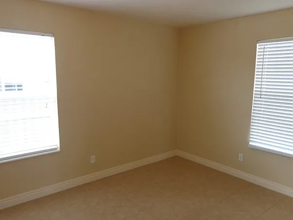 7652 N Wyatt Earp Ave — Photo 9