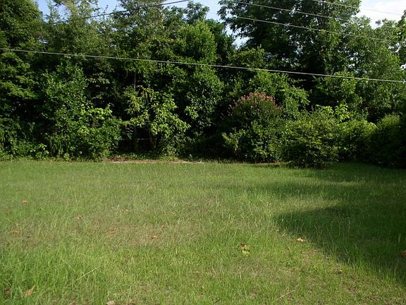 5th image of 218 Heathwood Dr